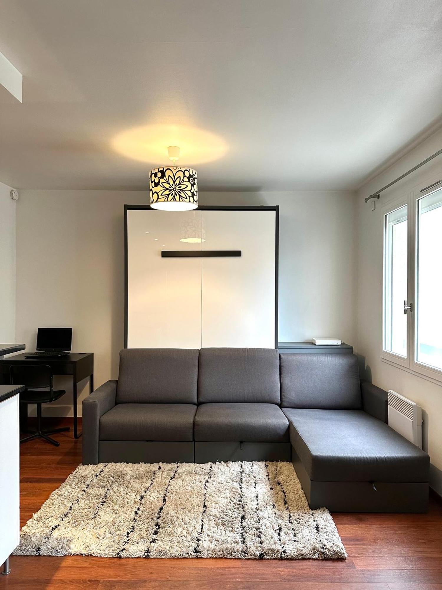 L'Athos - Appartement Equipe - Entre Paris Et Versailles - Haut Debit Garches Dış mekan fotoğraf