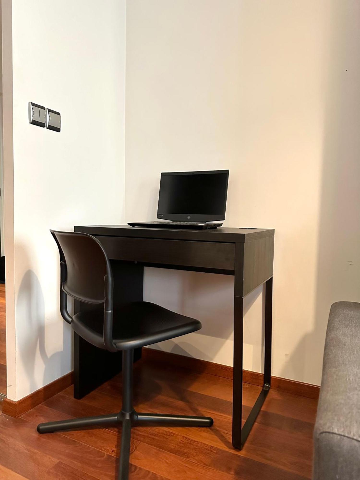 L'Athos - Appartement Equipe - Entre Paris Et Versailles - Haut Debit Garches Dış mekan fotoğraf